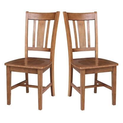 Chaises à dossier en bois massif, deux chaises par lot