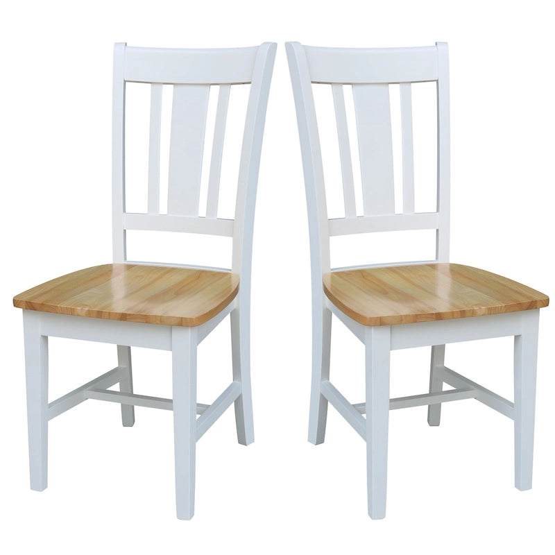 Chaises à dossier en bois massif, deux chaises par lot