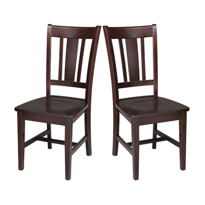 Chaises à dossier en bois massif, deux chaises par lot