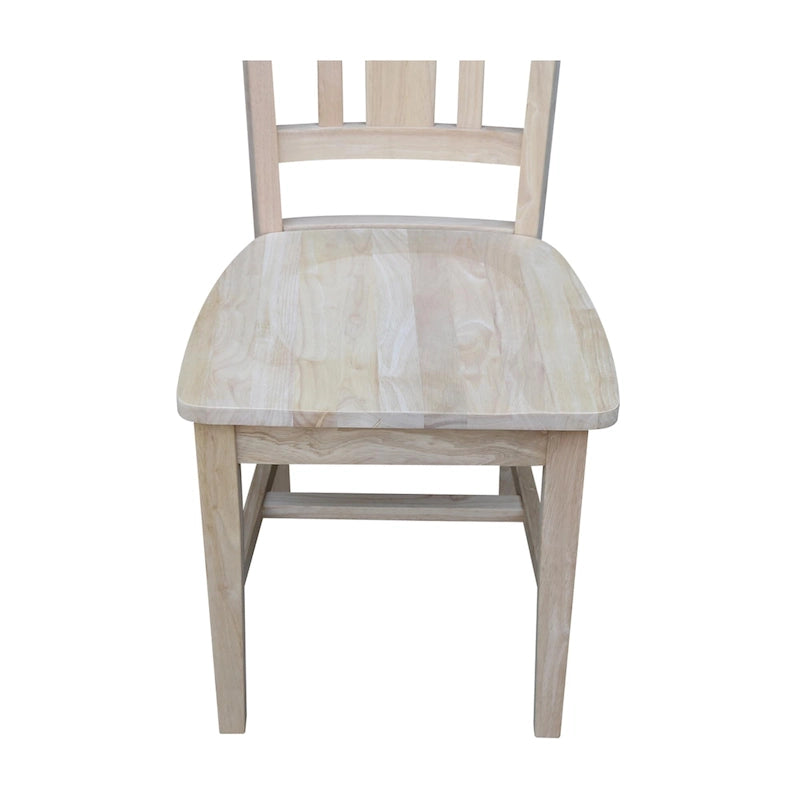 Chaises à dossier en bois massif, deux chaises par lot