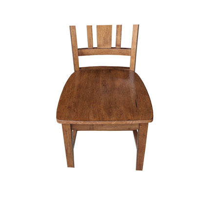 Chaises à dossier en bois massif, deux chaises par lot